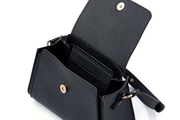 Lucky Bees Bolsa de Hombro Negra en Cuero de Polivinilo, 23x10x15 cm